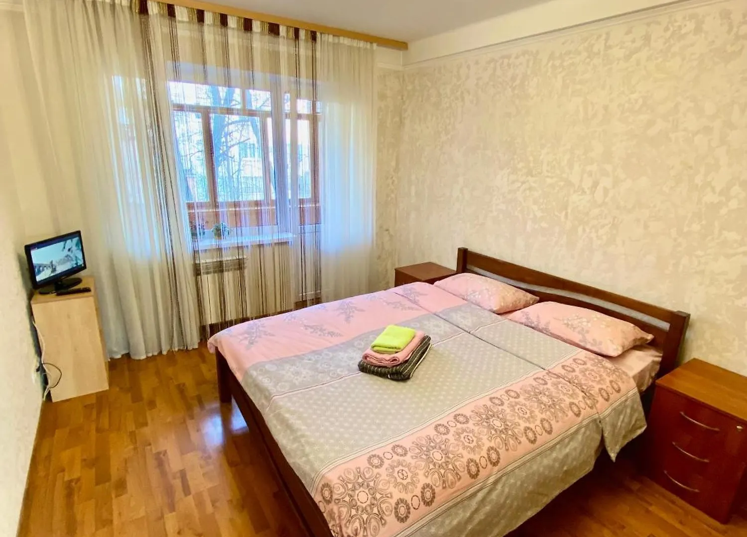 Appartement Квартира На Воскресенці, Поруч Метро Лівобережна, Інститут Серця, Мвц Kiev